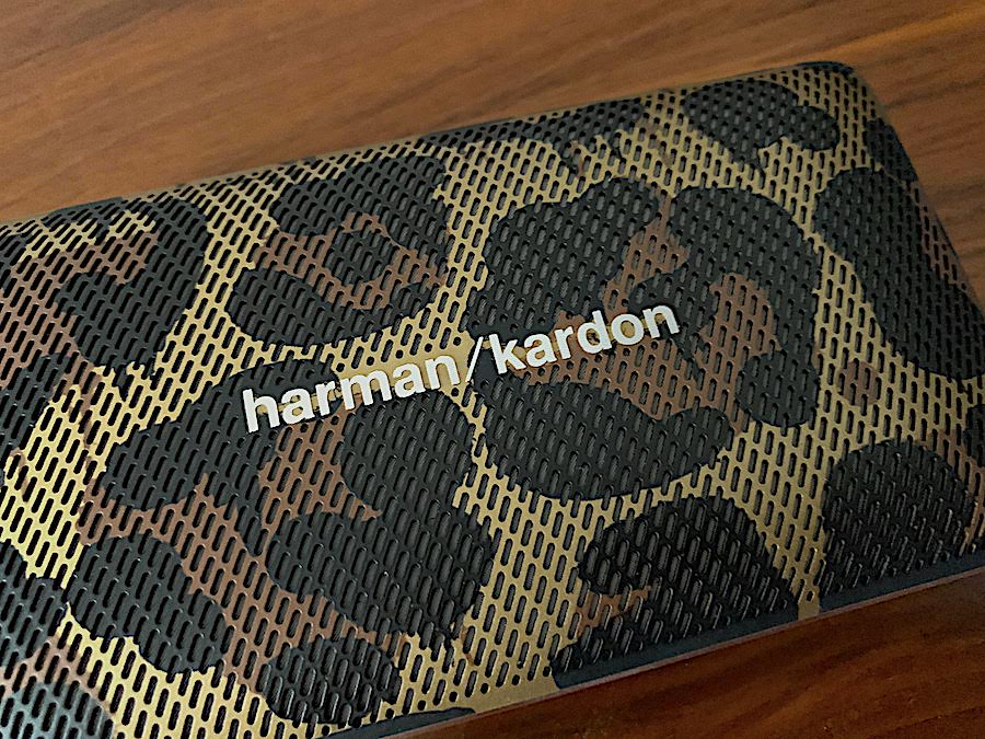 オシャレに隙がないコンパクトスピーカーCOACH × Harman Kardonのレビュー