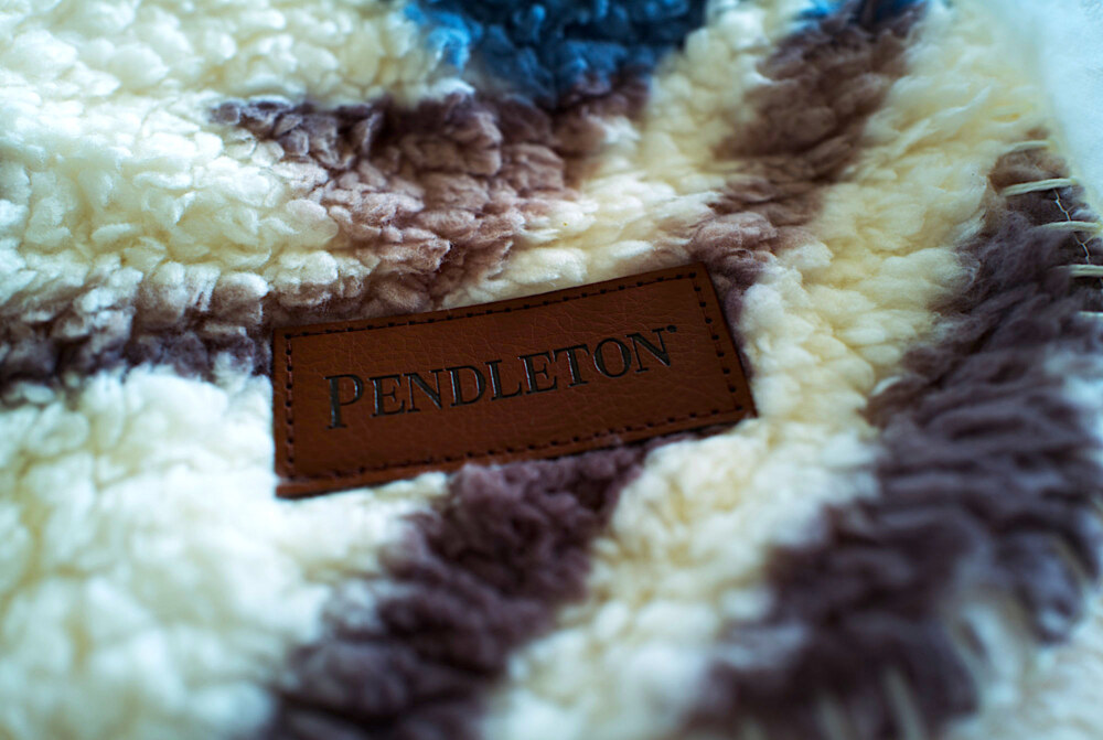 PENDLETON（ペンドルトン）はオシャレキャンパーが夢中になるブランケット